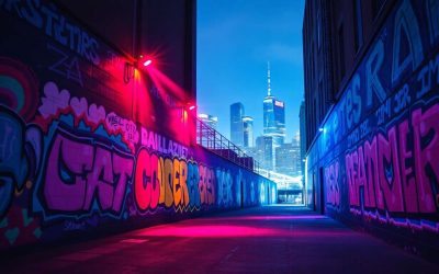 Mise en lumière du street art urbain : projecteurs et spots adaptés