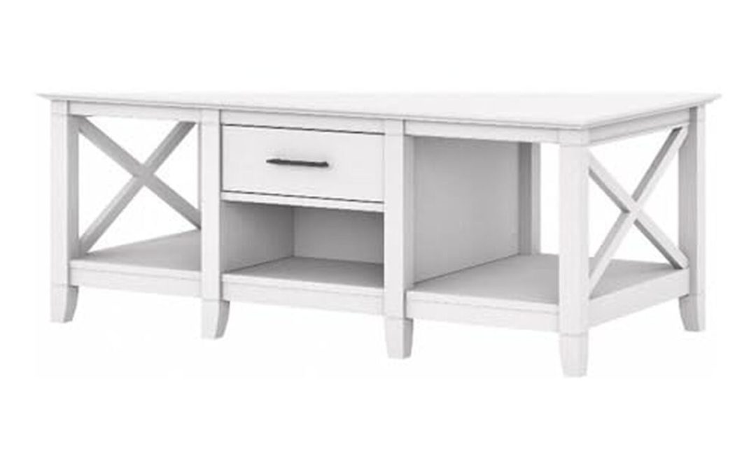 Test de la table basse Bush Furniture Key West : élégance et rangement