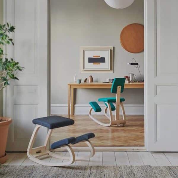 Découvrez notre test complet de la chaise ergonomique Varier Variable Plus pour adopter une posture active au travail et améliorer votre bien-être au quotidien.