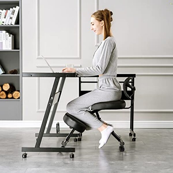 Découvrez notre test détaillé de la chaise ergonomique Ejoyous : caractéristiques, avantages et efficacité pour soulager les douleurs dorsales. Avis complet et honnête. 