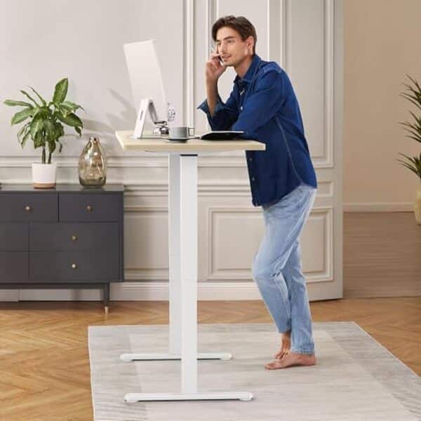 Découvrez notre test détaillé du bureau assis-debout ErGear à 2 moteurs : performance, stabilité et ergonomie pour un espace de travail optimal.