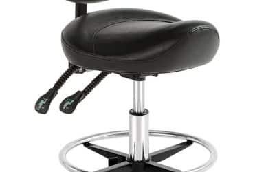 Test de la selle Nazalus avec repose-pieds pivotant hydraulique